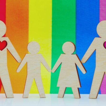 L’omogenitorialità in Italia: il travagliato iter delle coppie omosessuali per riconoscere i propri figli